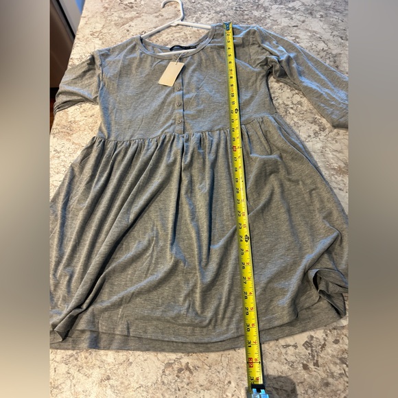 Women’s Doe and Rae Dress Open Back Gray Small NWT - Picture 8 of 9